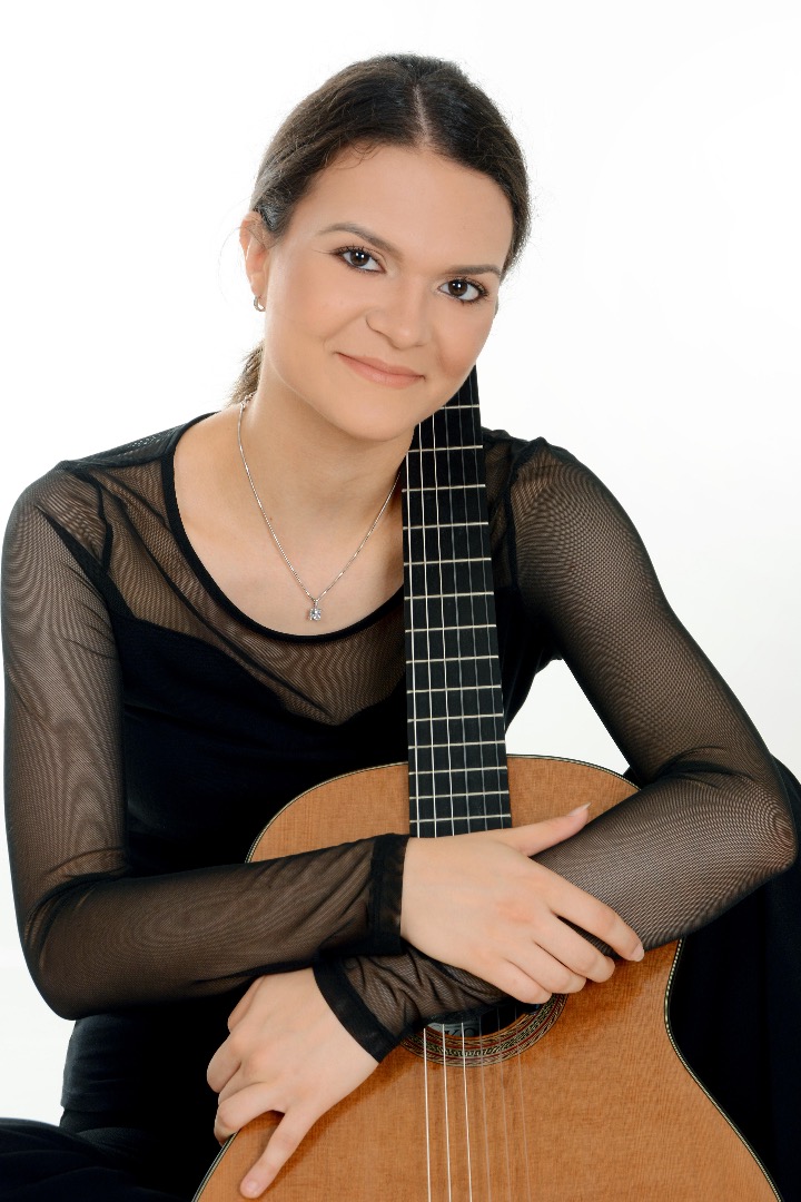 Ema Kapor, the winner of guitar competition of Spain 2021